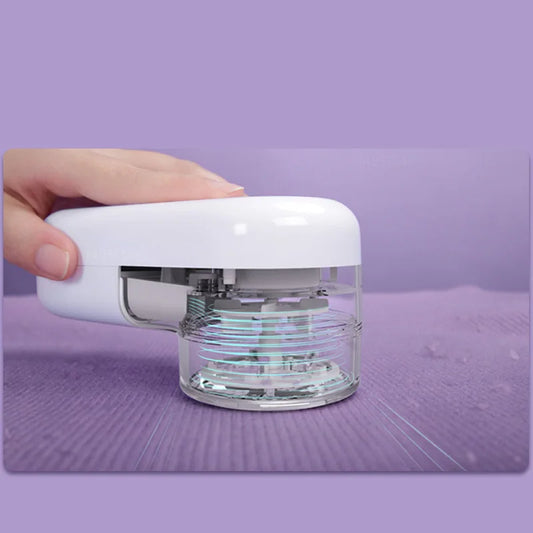 FluffAway Rechargeable Fabric Shaver